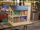 restore_1960s_doll_house_1063